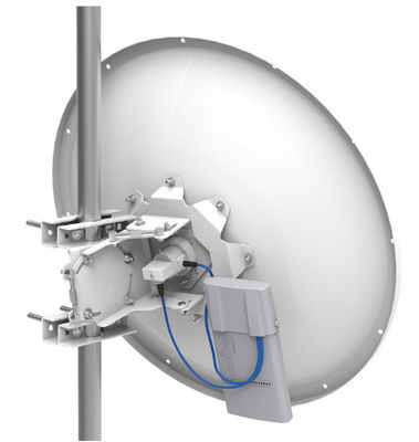 30dBi 100Wの屋外の無線監視サーベイランス制度Mikrotik MANT30 PA/MTAD-5G-30D3-PA